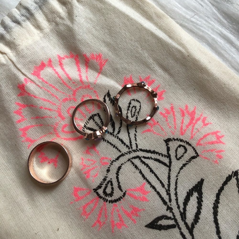 FOREVER 21 ring set